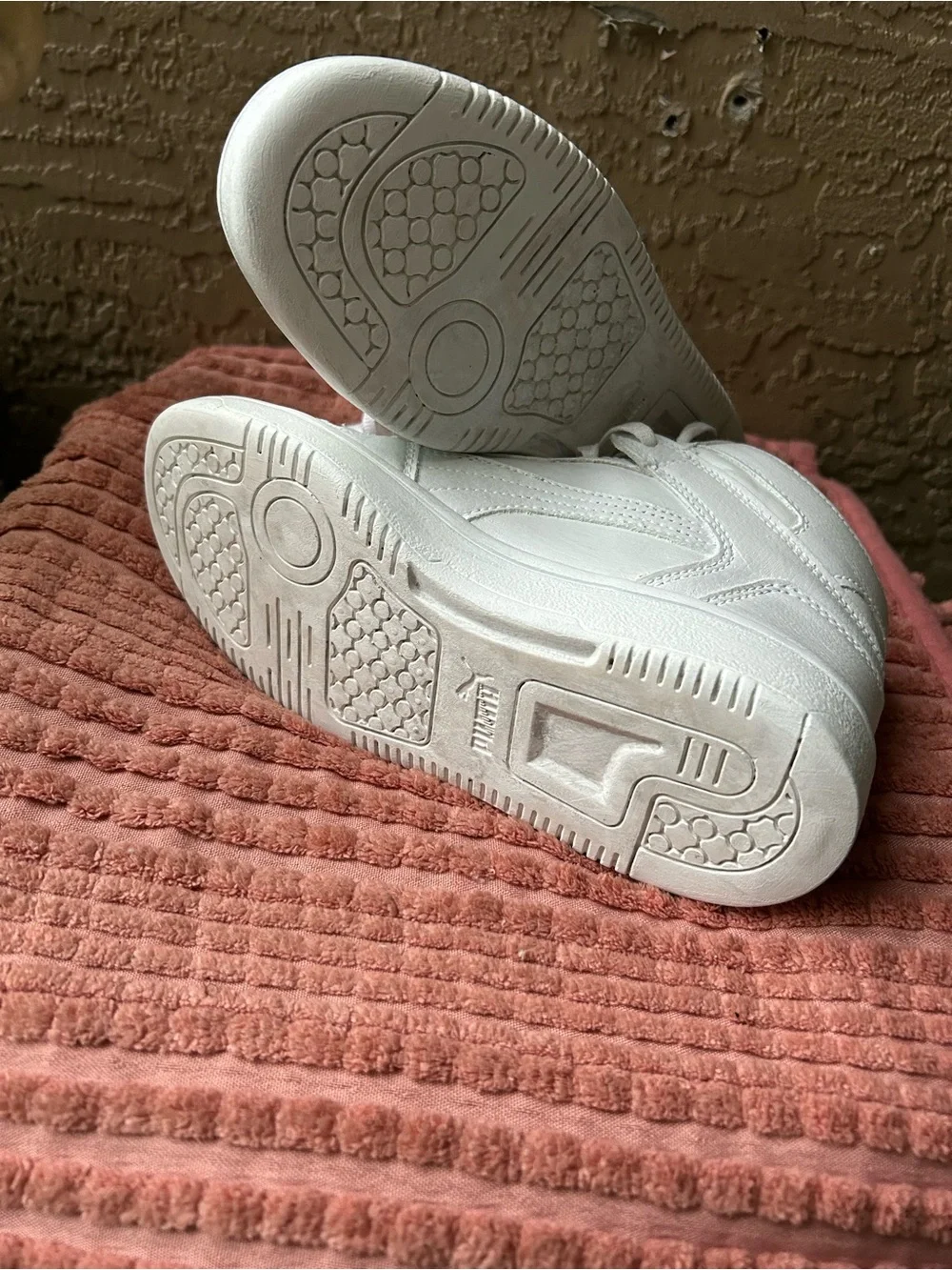 Kids All-White High-Top Sneakers – Clean Everyday Comfort